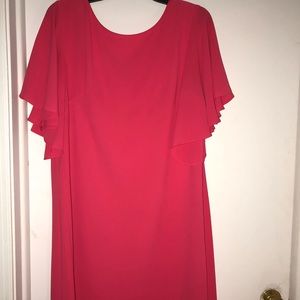 Pink dress with winged sleeve